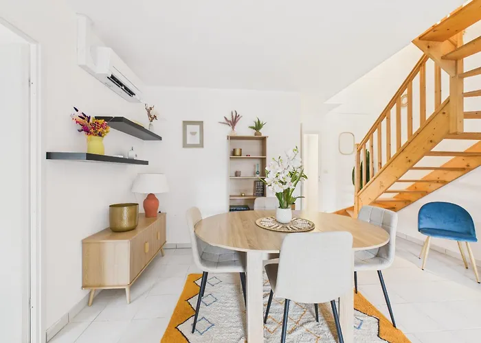 Jolie Maison De Vacance Pour 6 - Jardin Clos * Terrasson